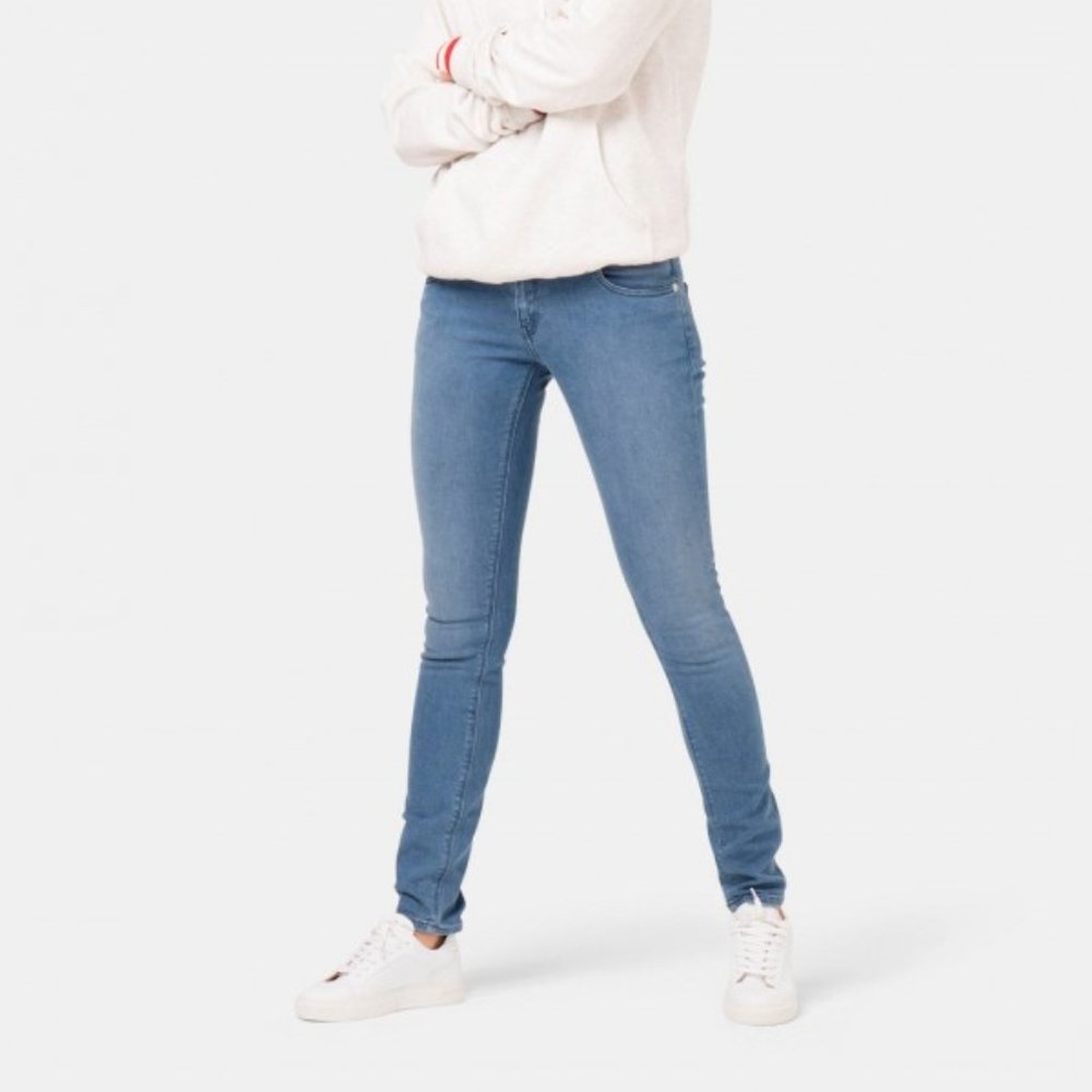 MUD Jeans Organic Recycled Cotton Denim Skinny Lilly in Pure Blue Wash